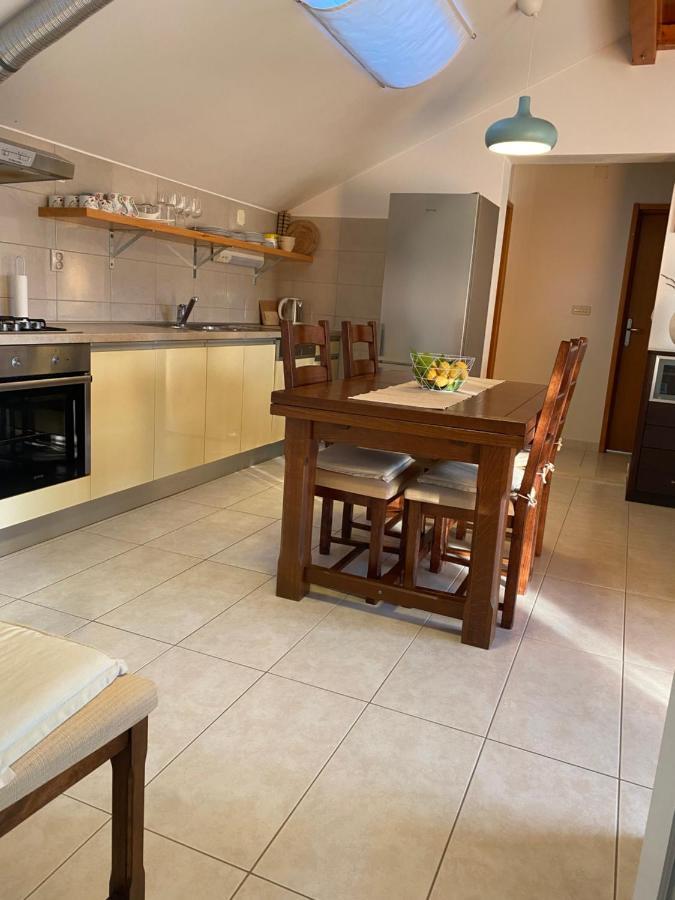 Apartmani Luka Zrnovo Exteriér fotografie