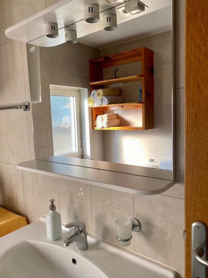 Apartmani Luka Zrnovo Exteriér fotografie