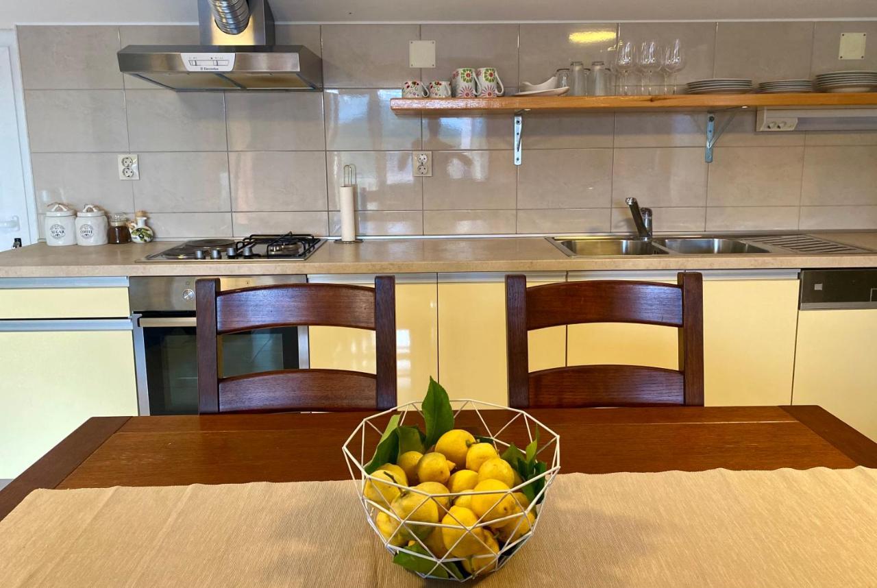 Apartmani Luka Zrnovo Exteriér fotografie