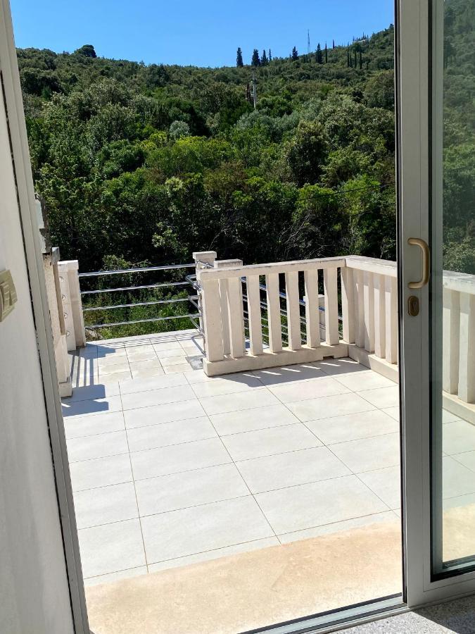 Apartmani Luka Zrnovo Exteriér fotografie
